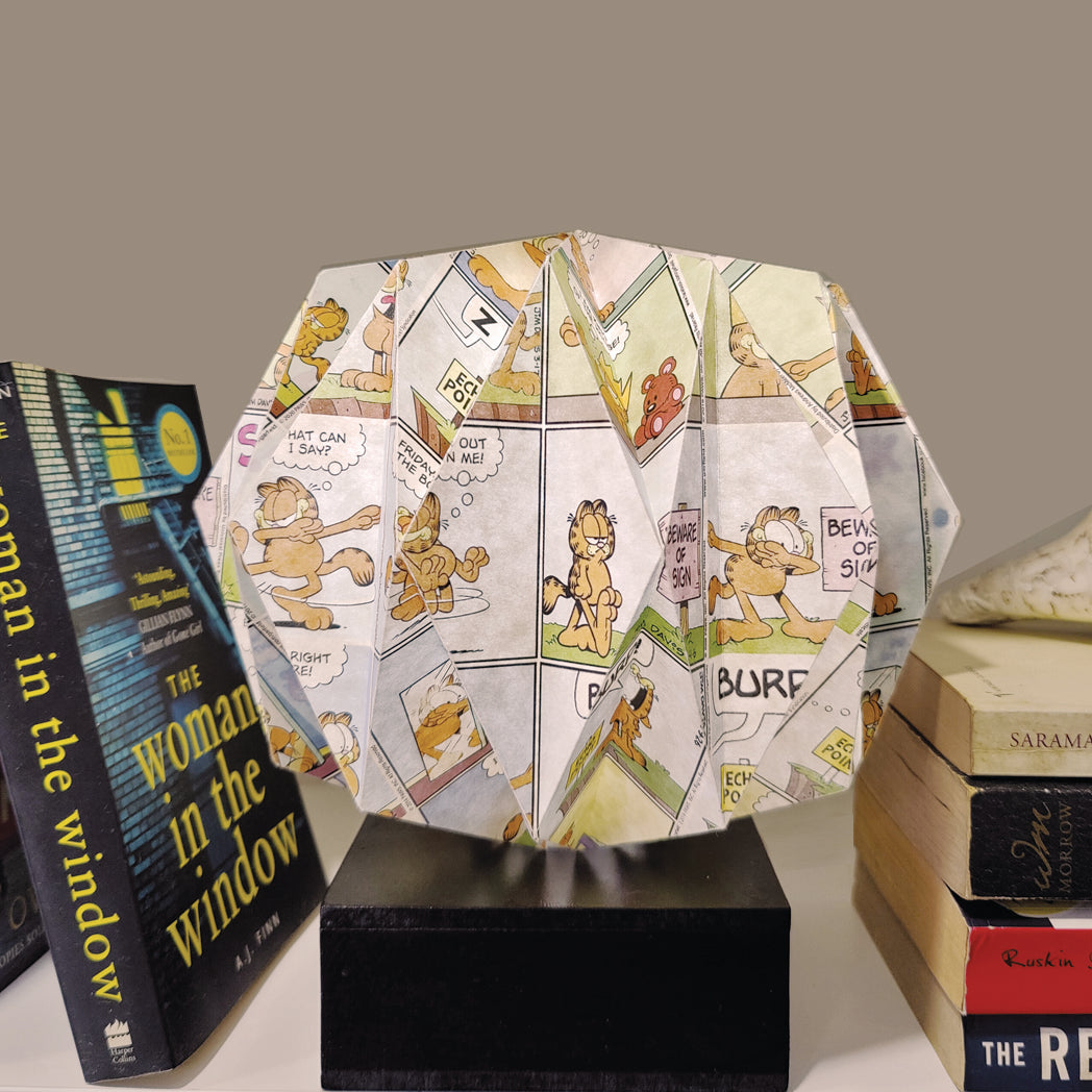 GARFIELD CARTOON HANDMADE ORIGAMI TABLE LAMP SET