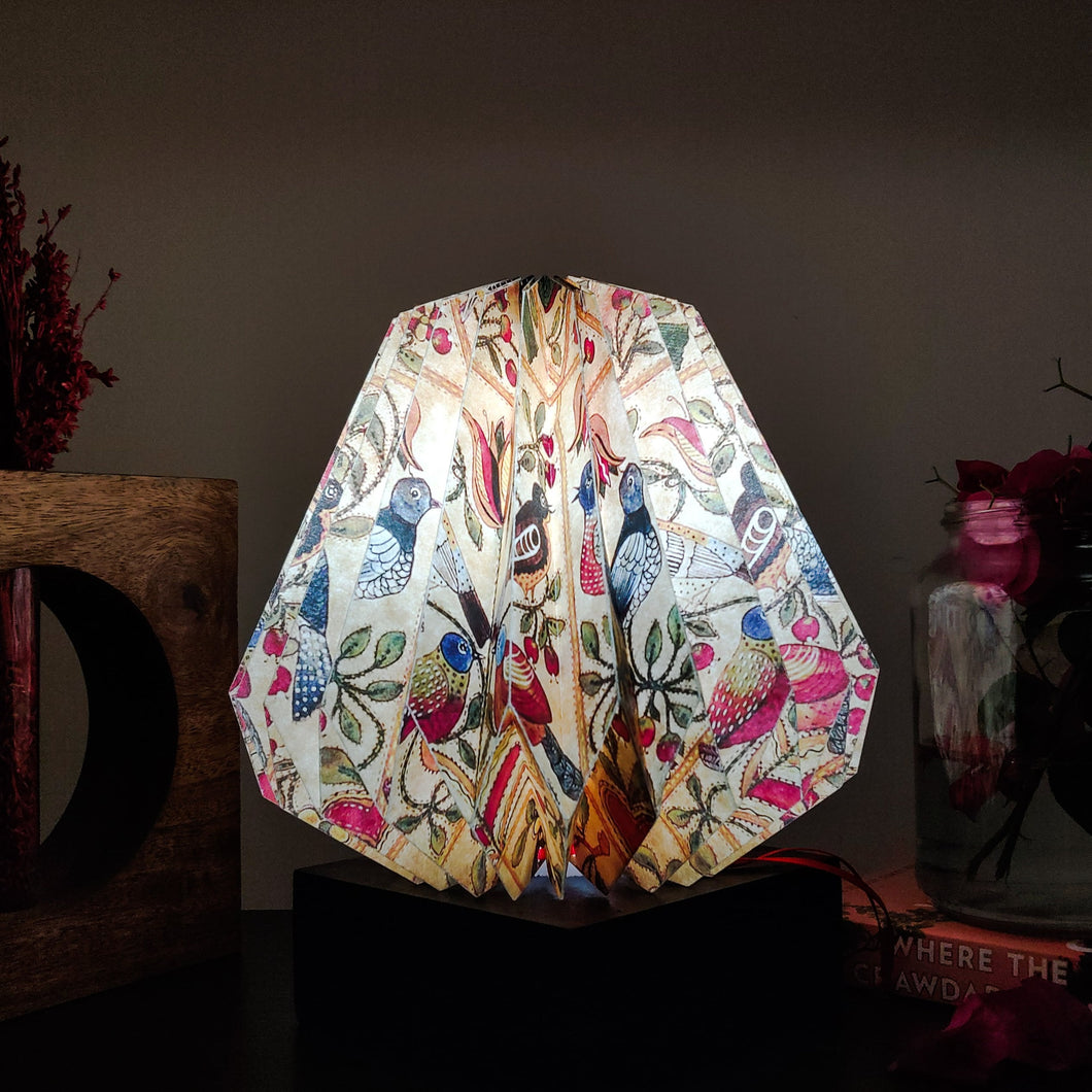 FRAKTUR COLLAPSIBLE ORIGAMI TABLE LAMP